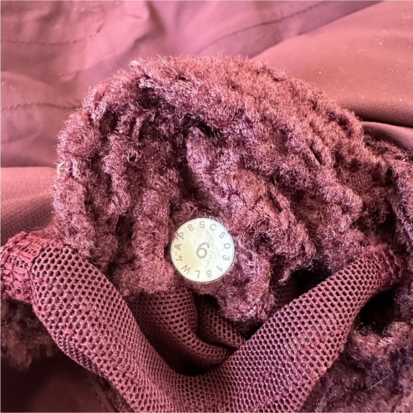 Lululemon Sleet Street Jacket Cassis, 6 - Picture 5 of 15